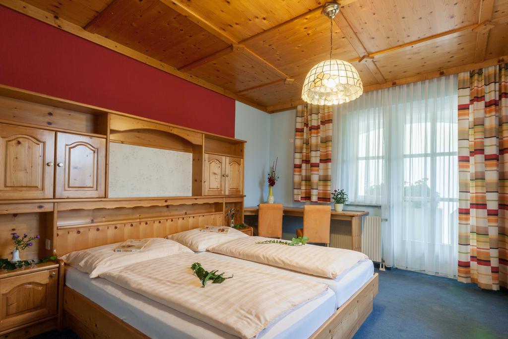 Hotel & Kurpension Weiss Bad Tatzmannsdorf Quarto foto