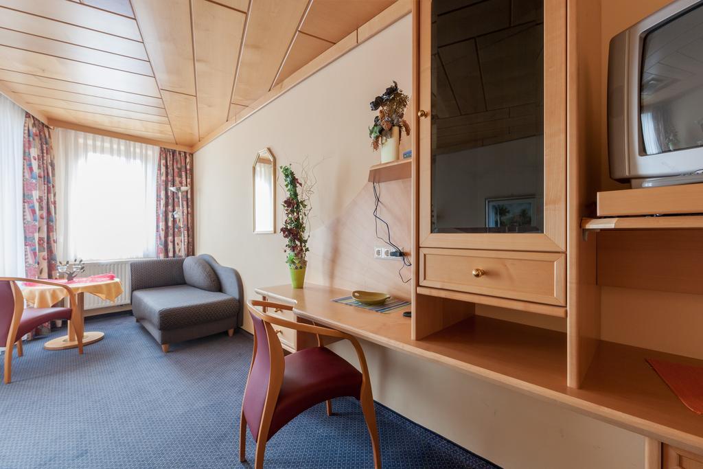 Hotel & Kurpension Weiss Bad Tatzmannsdorf Quarto foto
